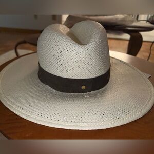 Janessa Leone Cream Hat with Black Band NEW WITH TAGS